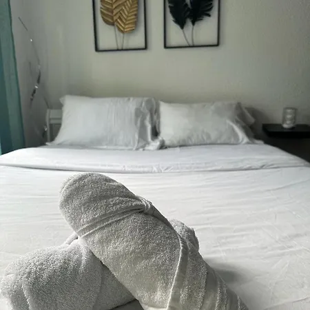 La Plume D'or Apartment